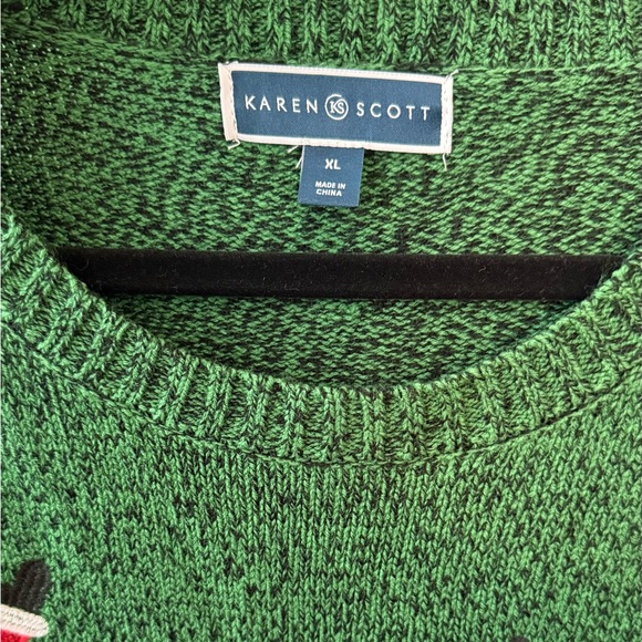 Women's Mini Santa Metallic Graphic Sweater - Picture 3 of 5